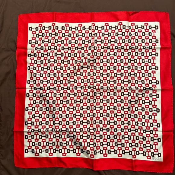 Gucci Large Scarf horsebit pattern Red Beige 83x81cm Silk Vintage - Picture 3 of 11